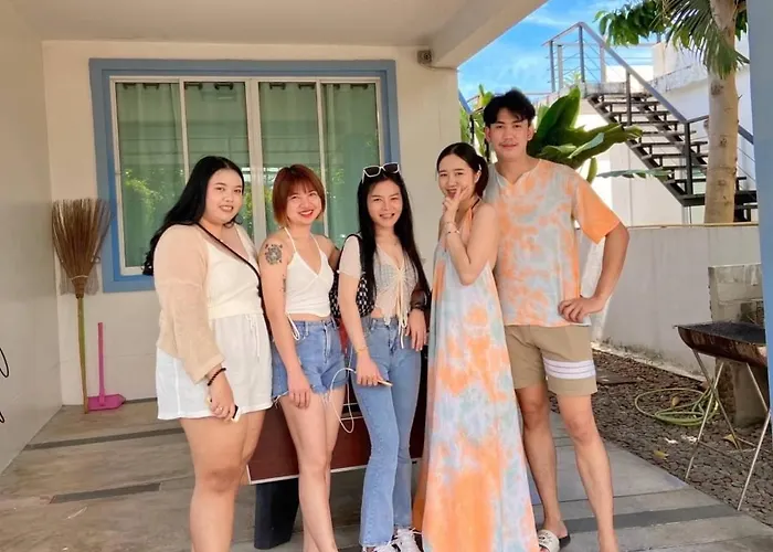 เรนโบว์ ปาร์ตี้ หัวหิน พูลวิลล่า Rainbow Party Hua-Hin Poolvilla